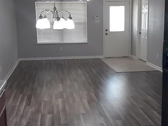 2nd image of 11939 Greencanyon Dr