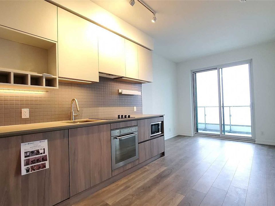 1st image of 950 Portage Pkwy #4907