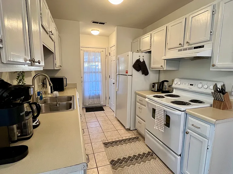 462 E Mimosa Ln — Photo 10