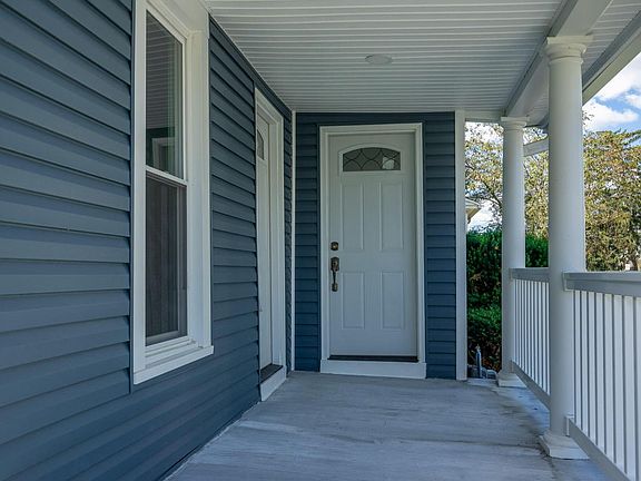 2nd image of 436 S Main St