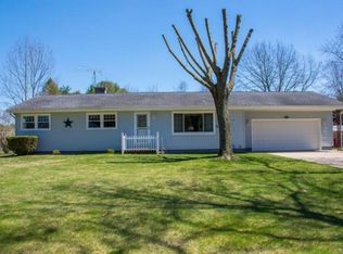 58330 Pear Rd, South Bend, IN 46619