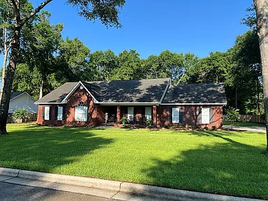 403 Pebble Creek Ln — exterior photo