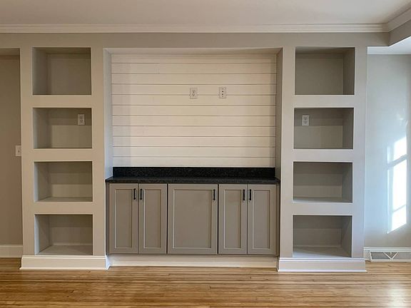 5th image of 10 Richmond St #1