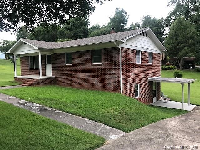 1st image of 122 Whispering Pine St