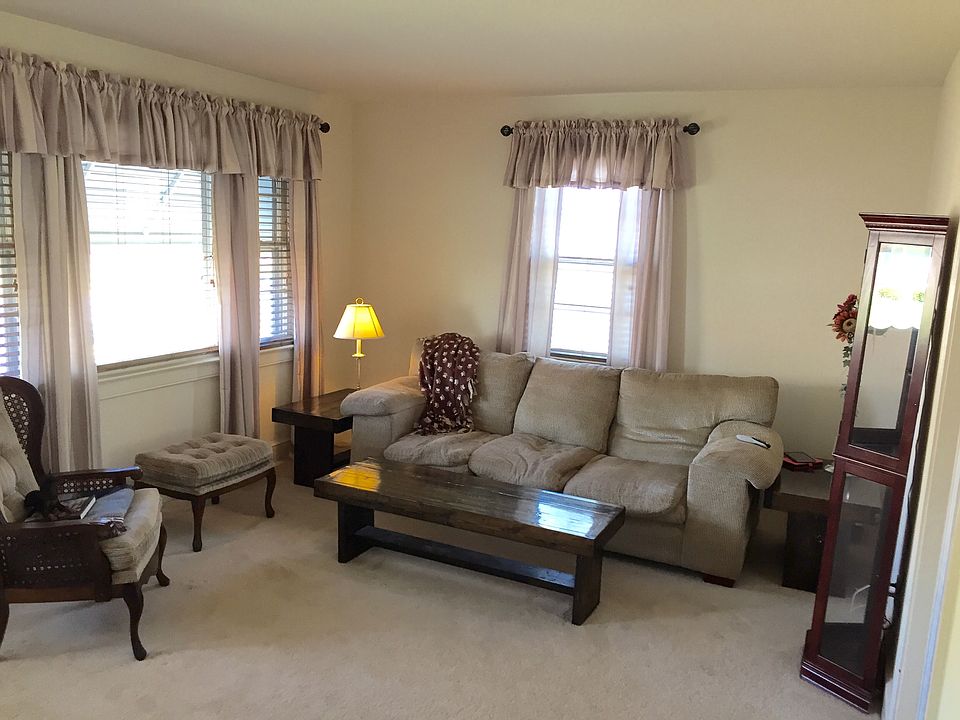 1st image of 509 Pinehurst Ave