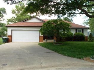 1505 W Glenwood St, Springfield, MO 65807