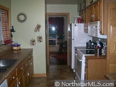 3rd image of 2220 Nokomis Ave