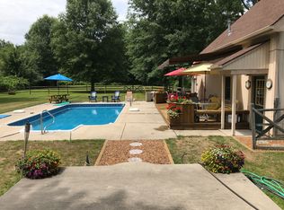 6936 Berkey Southern Rd, Whitehouse, OH 43571