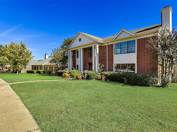 3rd image of 1422 Bradford Pl