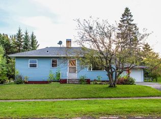 11 Edison Blvd, Silver Bay, MN 55614
