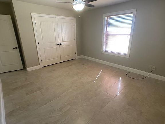 5th image of 3100 E Old Settlers Blvd
