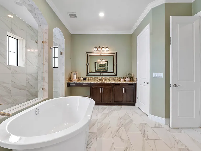 11525 NW 81st Pl — Photo 34