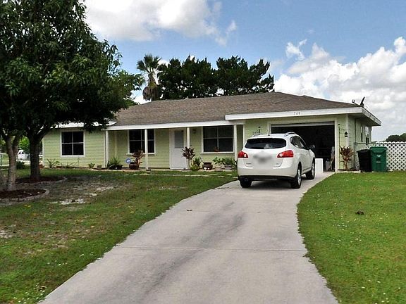 5th image of 749 SW Belmont Cir