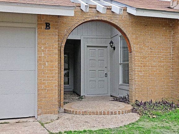 2nd image of 7302 Whispering Creek Cir #B