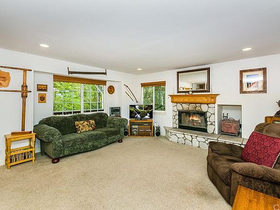 5th image of 868 Jagerhorn Dr