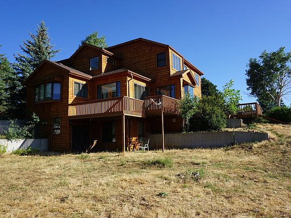2nd image of 498 Parkview Ave