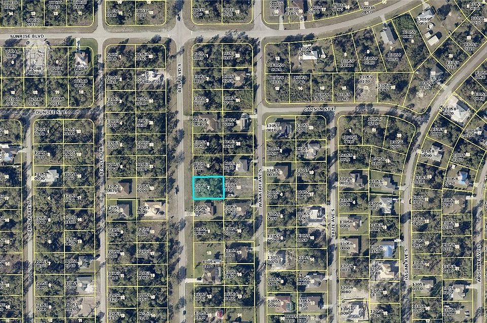 1st image of 223 Bell Blvd S