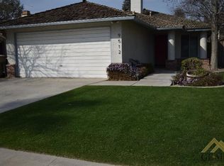 9512 Twain Way, Bakersfield, CA 93311