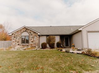 10820 River Rapids Run, Fort Wayne, IN 46845