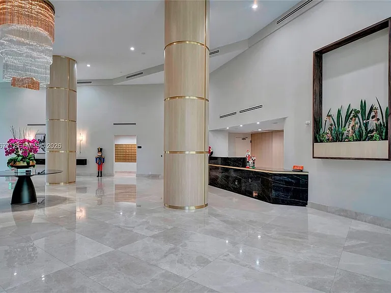 3500 Mystic Pointe Dr #3302 — Photo 23