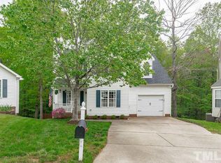 507 Firefly Rd, Holly Springs, NC 27540