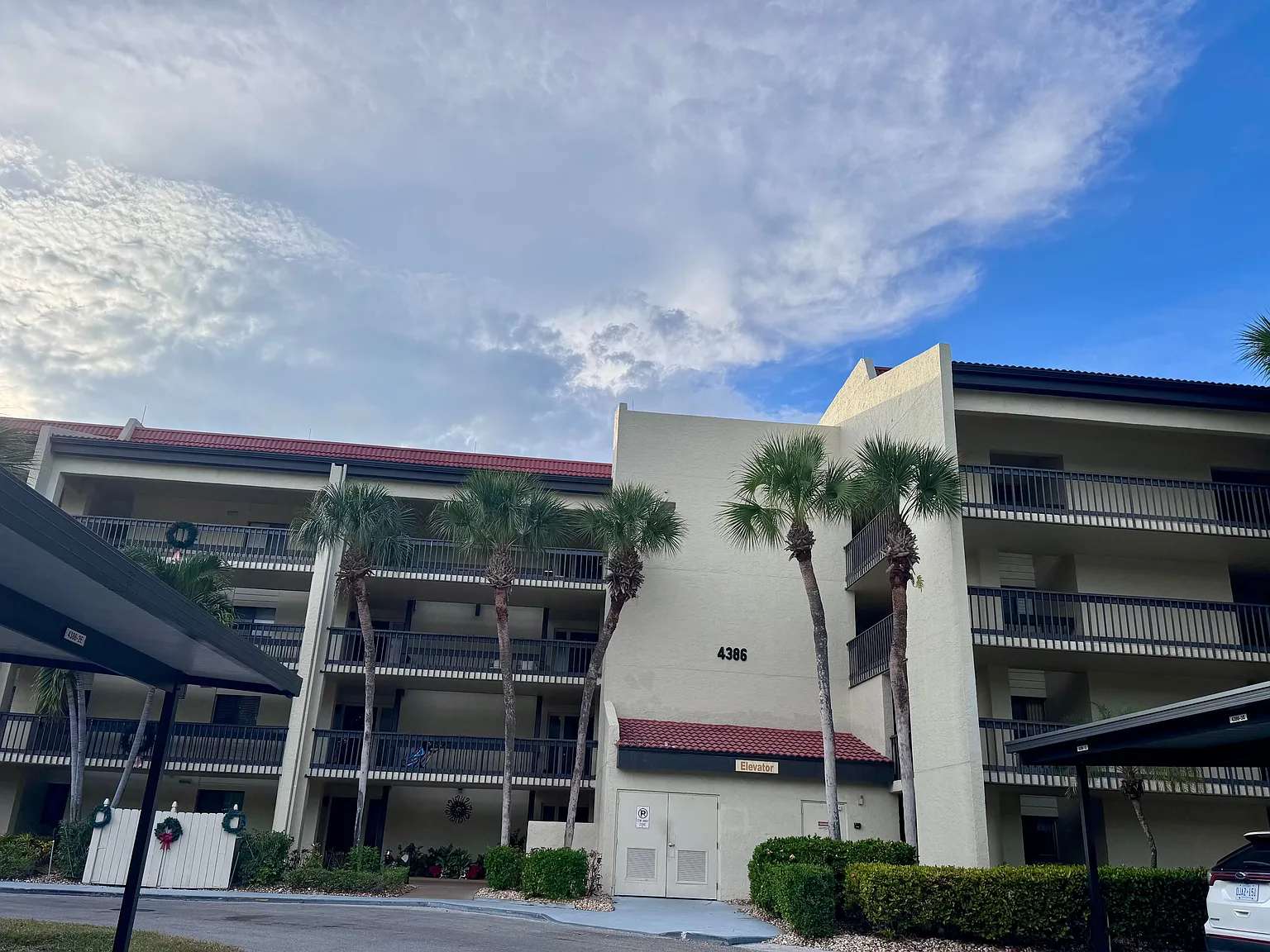 2 bed, 2.0 bath, $3,500 — Photo 1