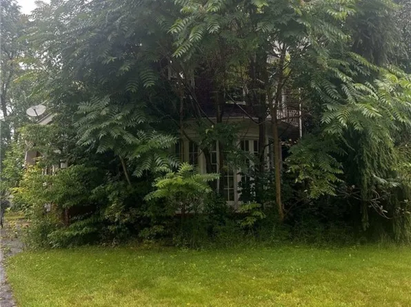 414 Tod Ln, Youngstown, OH 44504