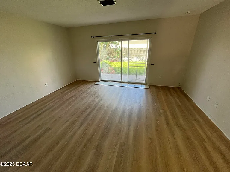 3635 Cardinal Blvd #4 — Photo 15