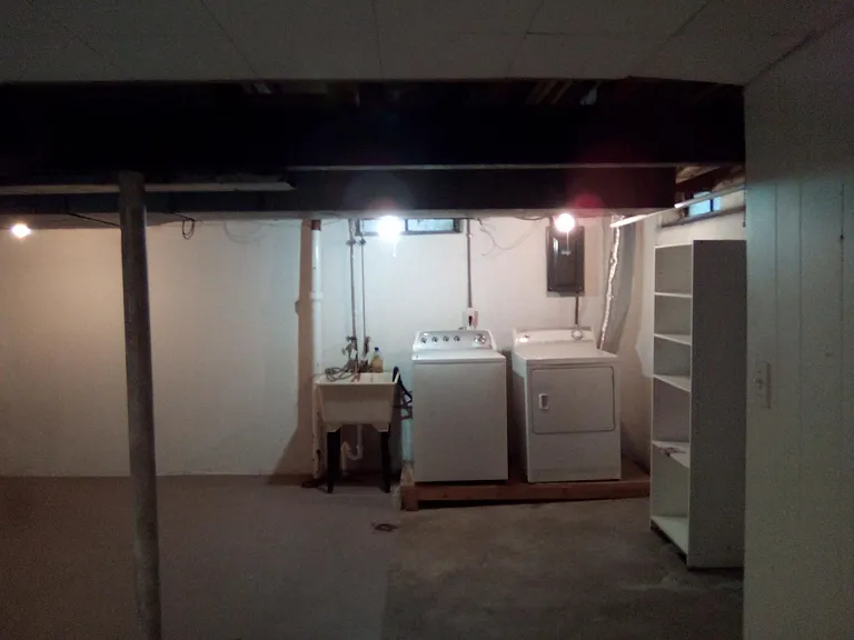 2880 E Eisenhower Pkwy — Photo 19