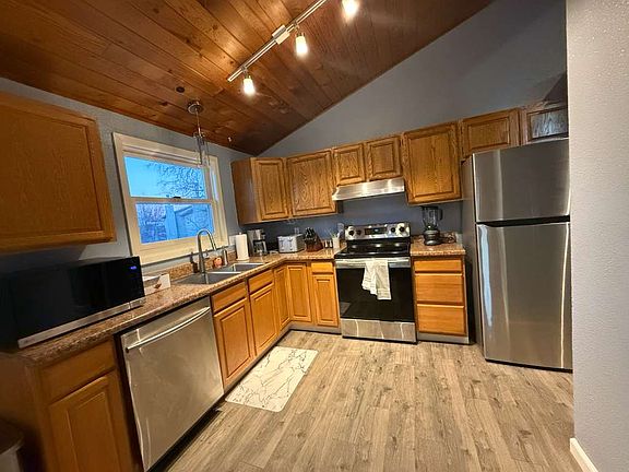 4th image of 7351 Bearfoot Dr #3