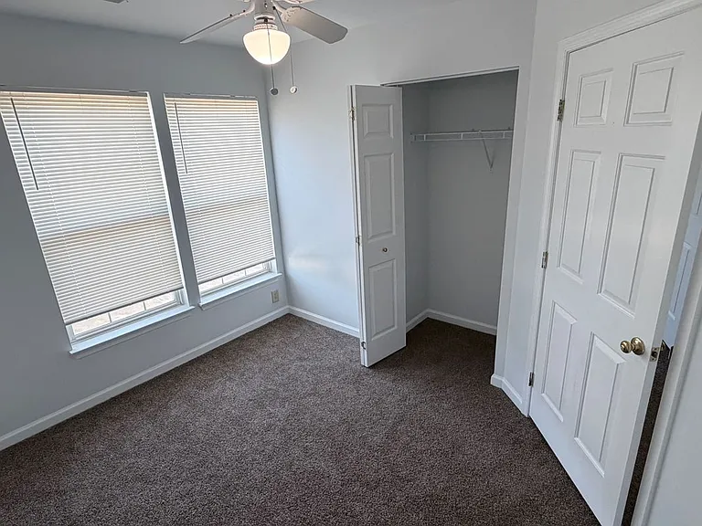 68 Alexis Dr — Photo 14