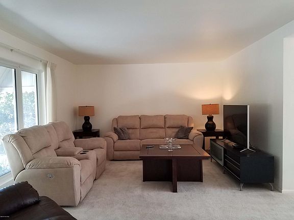 3rd image of 7441 E Calle Toluca