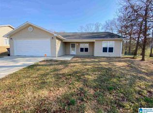 470 Rosemary Ln, Oxford, AL 36203