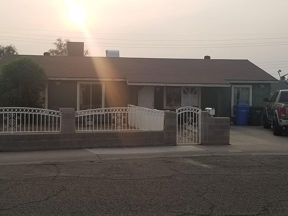3rd image of 1838 N 58th Dr