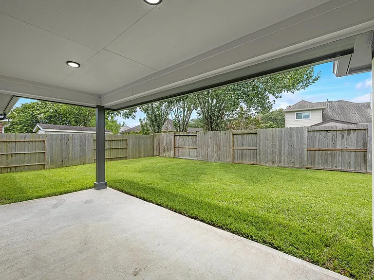 1855 Silent Shore Ct — Photo 35