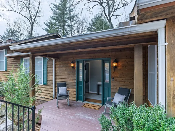 323 Overlook Road #12, Sapphire, NC 28774