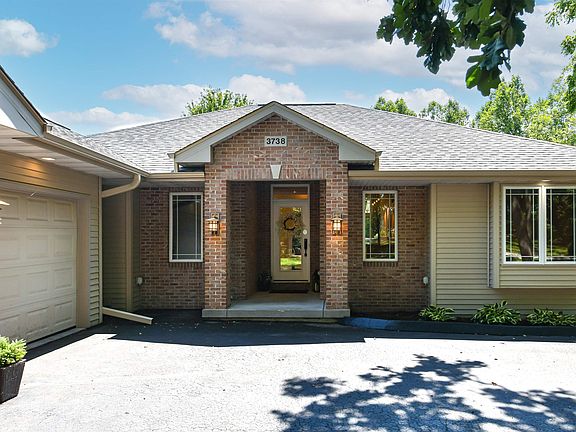 2nd image of 3738 Oak Lane Dr