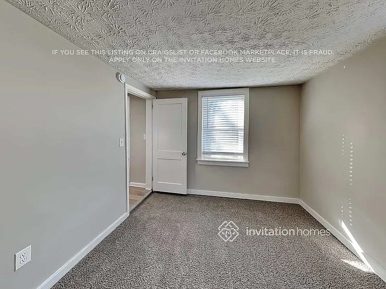 547 Rustic Rd — Photo 11