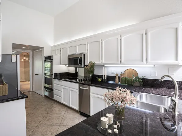 6669 Embarcadero Dr APT 20, Stockton, CA 95219