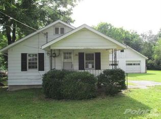 1136 N Forest Ave, Springfield, MO 65802