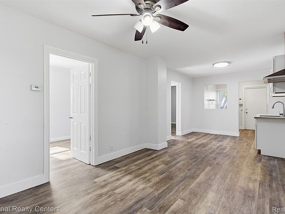 3rd image of 7547 Stephens Rd