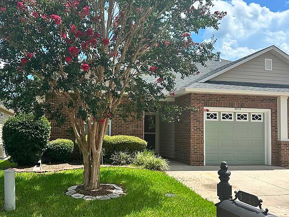 2nd image of 5614 Hampton Hill Cir