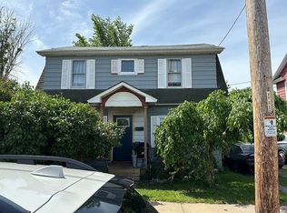 610 E High St, Ishpeming, MI 49849