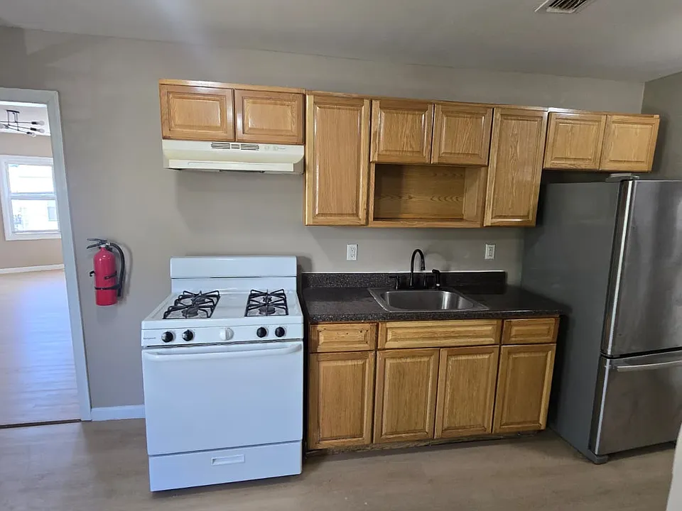 112 E Main St #2