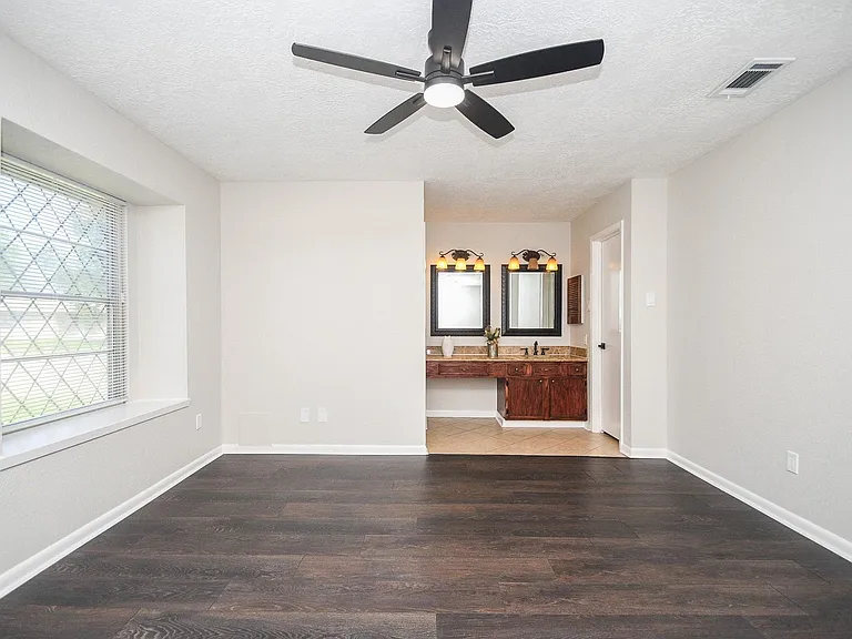 6906 Grant Dr — Photo 19