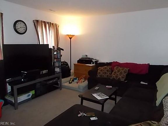 2nd image of 2147 Kimball Cir
