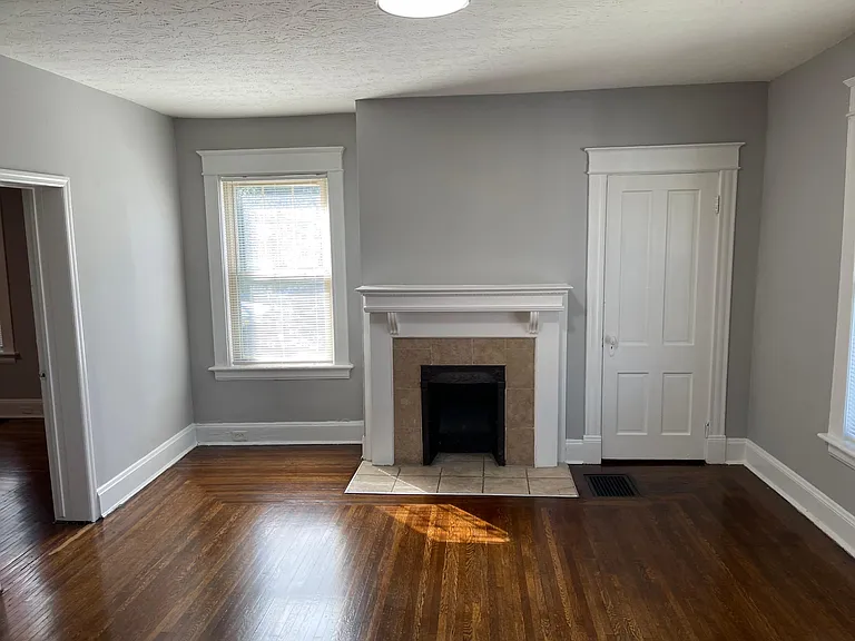 5522 Montgomery Rd — Photo 10