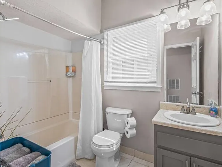 1296 Sells Ave SW #A — Photo 13
