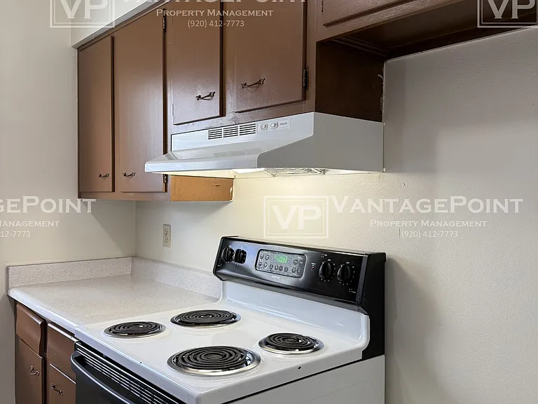 1269 Shawano Ave #10 — Photo 6