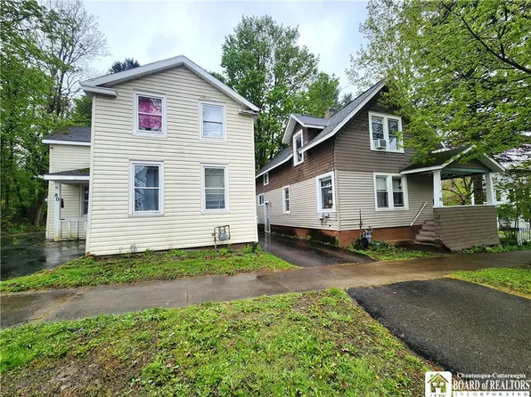 80-82 Center St, Fredonia, NY 14063